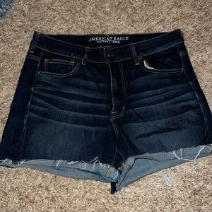 Women’s American Eagle shorts